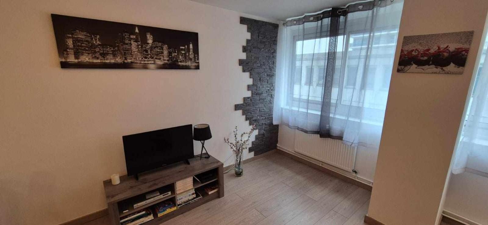 Superbe appartement avec parking gratuit sur place Nancy Extérieur photo